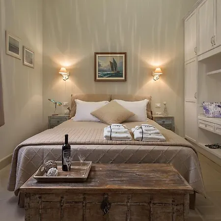 Admiral's House Villa Chalki Town