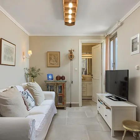 Admiral's House * Chalki Town