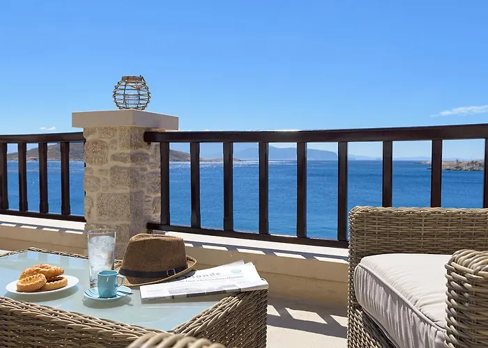 Admiral's House * Chalki Town