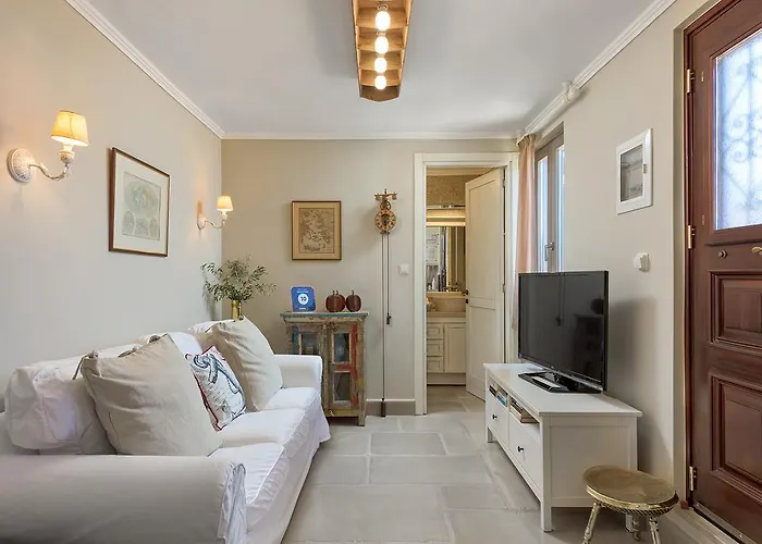 Admiral's House * Chalki Town