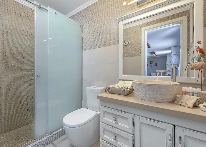 Admiral's House 别墅 Chalki Town